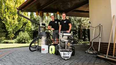 Czysty Grunt - Profesjonalne Mycie Kostki Brukowej i Elewacji